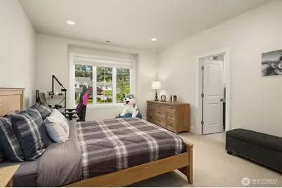 10461 SE 23rd Street, Bellevue, WA 98004 - Photo 26