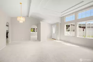 23606 Lake Dr W, Bothell, WA 98021 - Photo 6