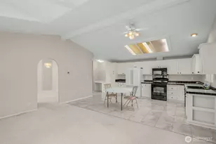 23606 Lake Dr W, Bothell, WA 98021 - Photo 10