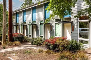 3855 21st Ave SW, Seattle, WA 98106 - Photo 4