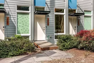 3855 21st Ave SW, Seattle, WA 98106 - Photo 2