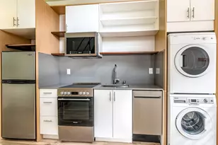 3855 21st Ave SW, Seattle, WA 98106 - Photo 6