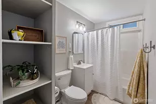 3224 Halverson Ave, Bremerton, WA 98310 - Photo 14
