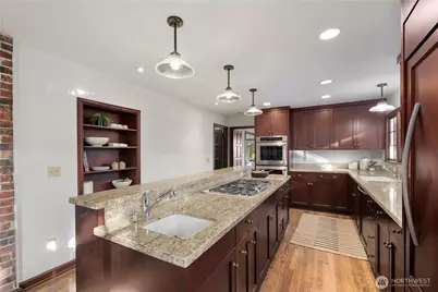 5125 NE Latimer Place, Seattle, WA 98105 - Photo 10