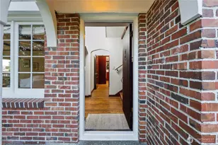 5125 NE Latimer Pl, Seattle, WA 98105 - Photo 4