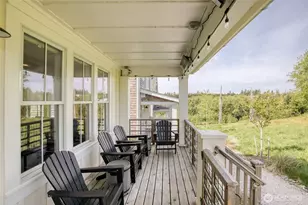 50 Flash Ln, Pacific Beach, WA 98571 - Photo 2