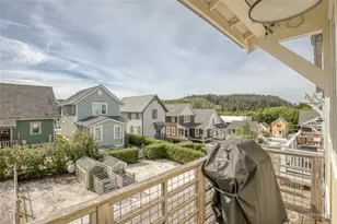 50 Flash Ln, Pacific Beach, WA 98571 - Photo 12