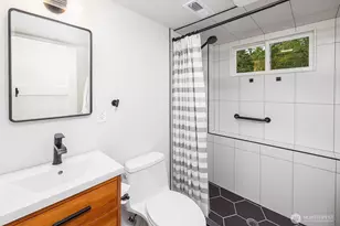 20231 37th Ave NE, Lake Forest Park, WA 98155 - Photo 28