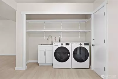 917 N 100th Street, Seattle, WA 98133 - Photo 20