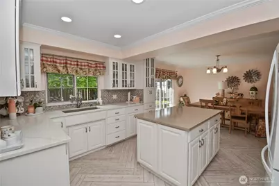 8120 55th Avenue NE, Marysville, WA 98270 - Photo 10