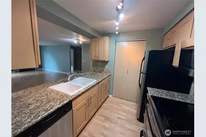 6960 California Avenue SW #A308, Seattle, WA 98136 - Photo 12