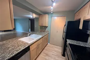 6960 California Ave SW, Seattle, WA 98136 - Photo 12