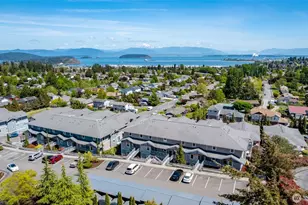 3706 Portage Ln, Anacortes, WA 98221 - Photo 2