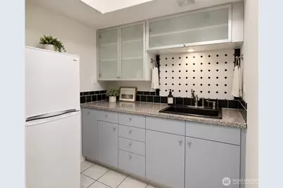 9127 Surrey Lane SW, Mukilteo, WA 98275 - Photo 20
