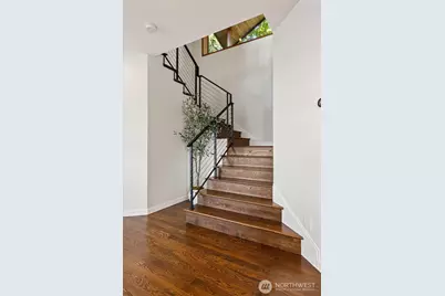 5970 NE Arrowhead Drive, Kenmore, WA 98028 - Photo 22