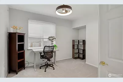 18637 172nd Place SE, Renton, WA 98058 - Photo 14