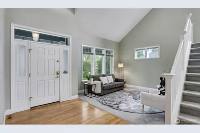 18637 172nd Place SE, Renton, WA 98058 - Photo 4