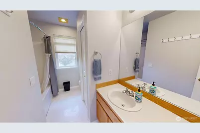 18637 172nd Place SE, Renton, WA 98058 - Photo 20