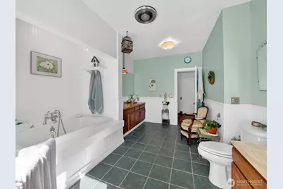 6906 NE Carpenter Ln, Kingston, WA 98346 - Photo 24