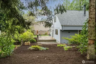 11716 NE 95th St, Kirkland, WA 98033 - Photo 28