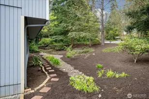 11716 NE 95th St, Kirkland, WA 98033 - Photo 26