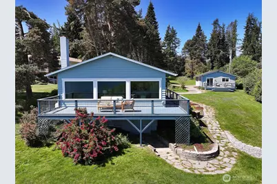 2977 North Bluff Road, Greenbank, WA 98253 - Photo 6