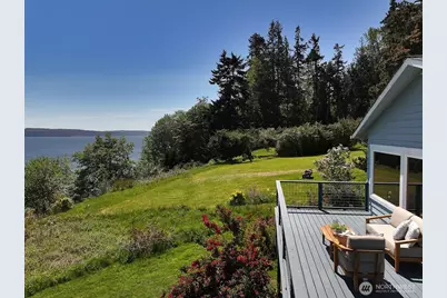 2977 North Bluff Road, Greenbank, WA 98253 - Photo 4