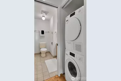 1964 26th Avenue W #203, Seattle, WA 98199 - Photo 16