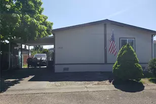 1936 Pine Cone Ave, Enumclaw, WA 98022 - Photo 1
