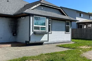 707 B St, Blaine, WA 98230 - Photo 8