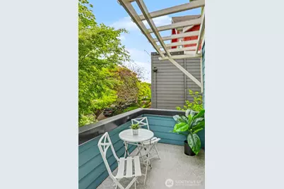 6003 Lanham Place SW, Seattle, WA 98126 - Photo 10