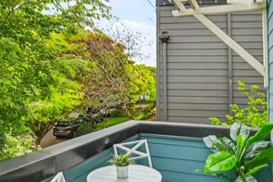 6003 Lanham Pl SW, Seattle, WA 98126 - Photo 10