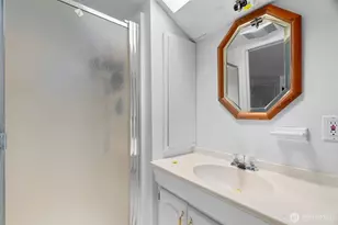 6105 Elizan Dr NW, Olympia, WA 98502 - Photo 20