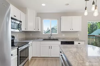2271 SE Upchurch Way, Port Orchard, WA 98366 - Photo 10
