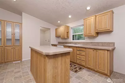 221 SE Fuchsia Avenue, Shelton, WA 98584 - Photo 4
