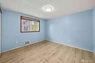 6919 Carleton Ave S, Seattle, WA 98108 - Photo 12