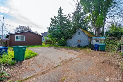 6919 Carleton Avenue S, Seattle, WA 98108 - Photo 2