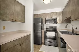 9030 Seward Park Ave S, Seattle, WA 98118 - Photo 10