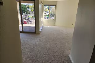 9030 Seward Park Ave S, Seattle, WA 98118 - Photo 26