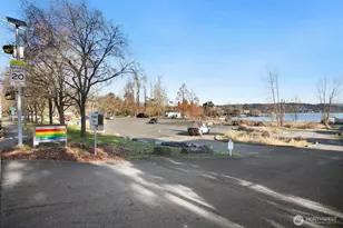 9030 Seward Park Ave S, Seattle, WA 98118 - Photo 20