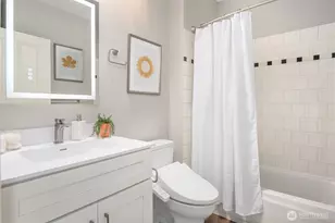 1000 Aurora Ave N, Seattle, WA 98109 - Photo 30