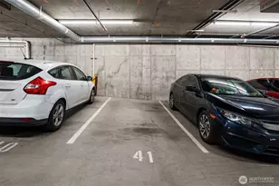 1000 Aurora Ave N, Seattle, WA 98109 - Photo 32