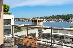 1000 Aurora Ave N, Seattle, WA 98109 - Photo 20