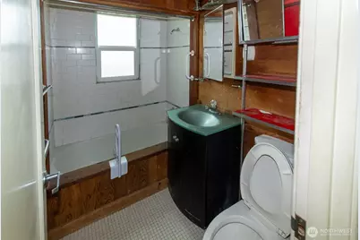 910 S 25th Avenue, Yakima, WA 98902 - Photo 8