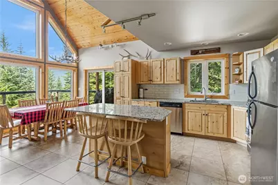 320 Lakeview Way, Easton, WA 98925 - Photo 6