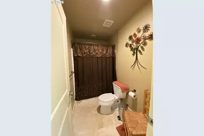 545 E 18 Street, La Center, WA 98629 - Photo 18