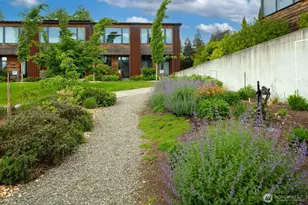 449 Sprout Path NW, Bainbridge Island, WA 98110 - Photo 24