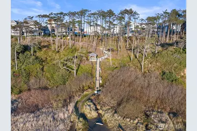 417 E Compass Street, Pacific Beach, WA 98571 - Photo 38