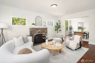 715 N 72nd St, Seattle, WA 98103 - Photo 4