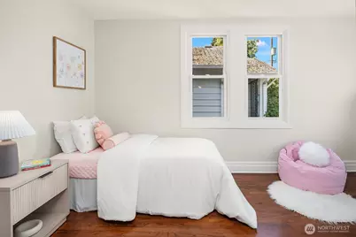 715 N 72nd Street, Seattle, WA 98103 - Photo 16